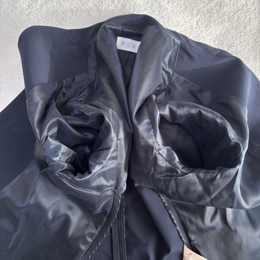 PLST プラステ パンツスーツ ノーカラー ネイビー L 伸縮性 紺色