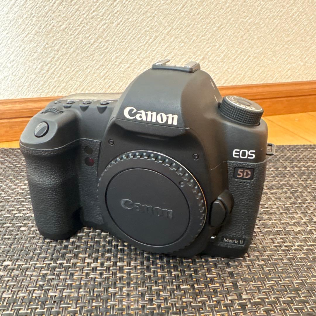 Canon EOS 5d mark2 ボディ　バッテリー　バッテリーチャージ付