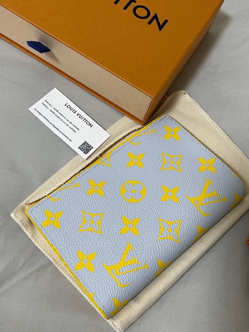 LOUISVUITTON ルイヴィトン パスポートカバー