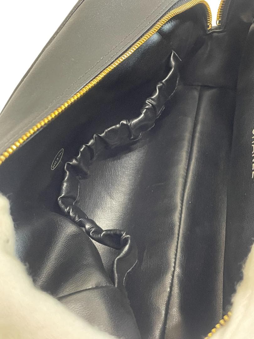 シャネル 1番台 ビコローレ レザー ヴィンテージ ポーチ MBZ023