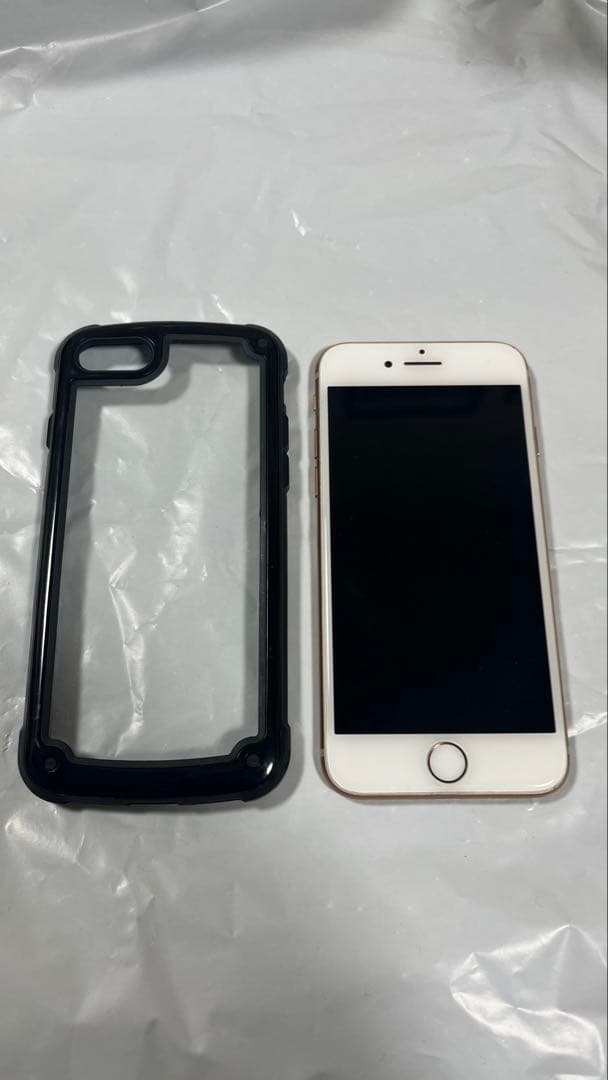 iPhone 8 ゴールド + ケース 64gb