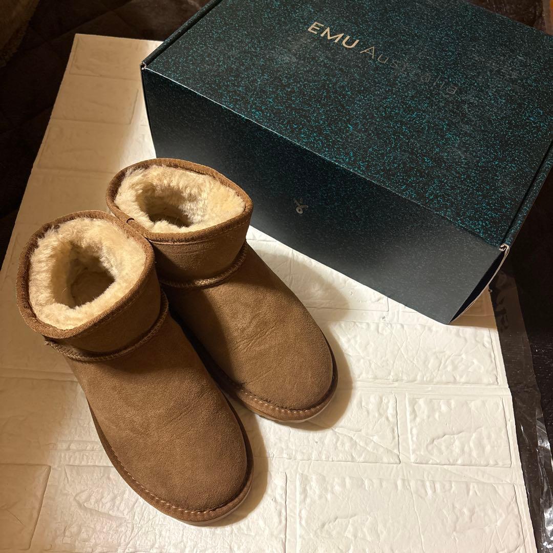 EMU Australia エミュ Platinum Slim Darling