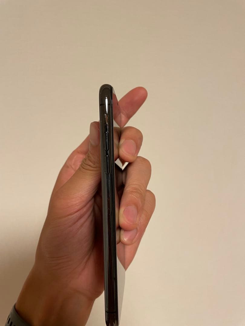 Apple iPhone xsSIMフリー本体