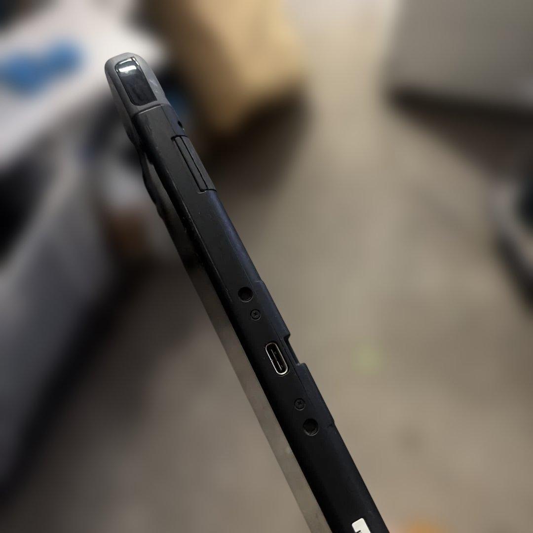 Nintendo Switch 本体 白/黒　Joy-Con