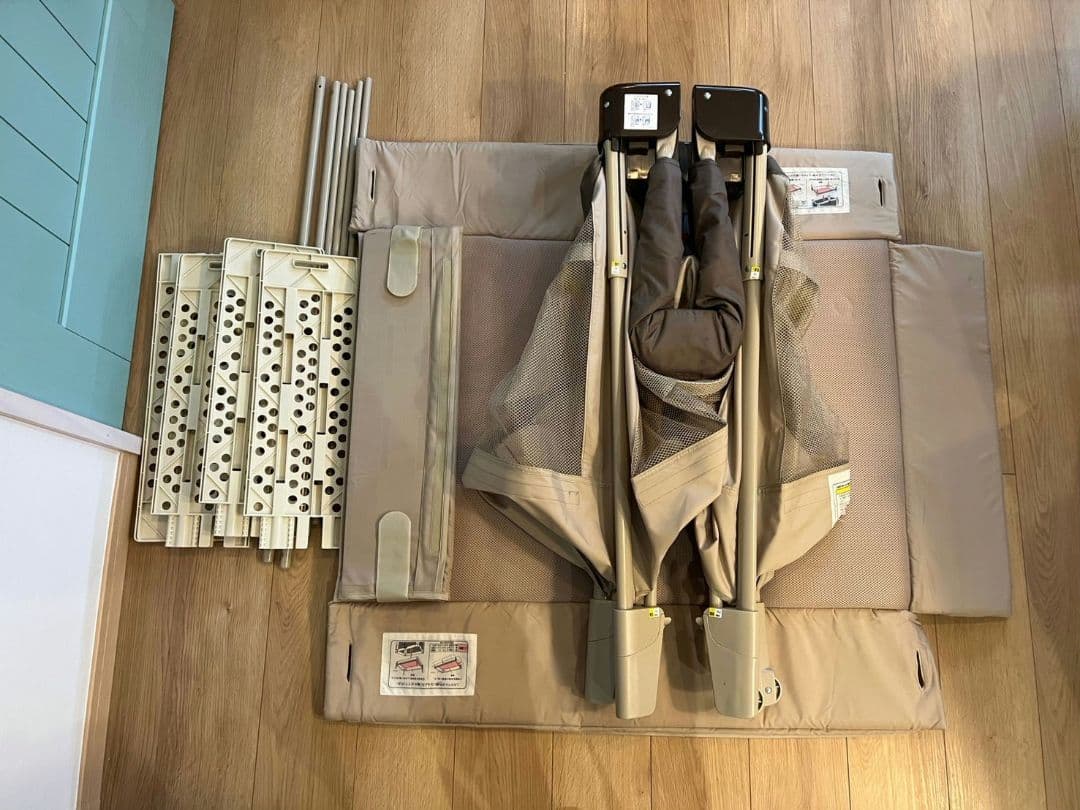 【メル84111】アップリカ ココネルエアー　ベビーベッド