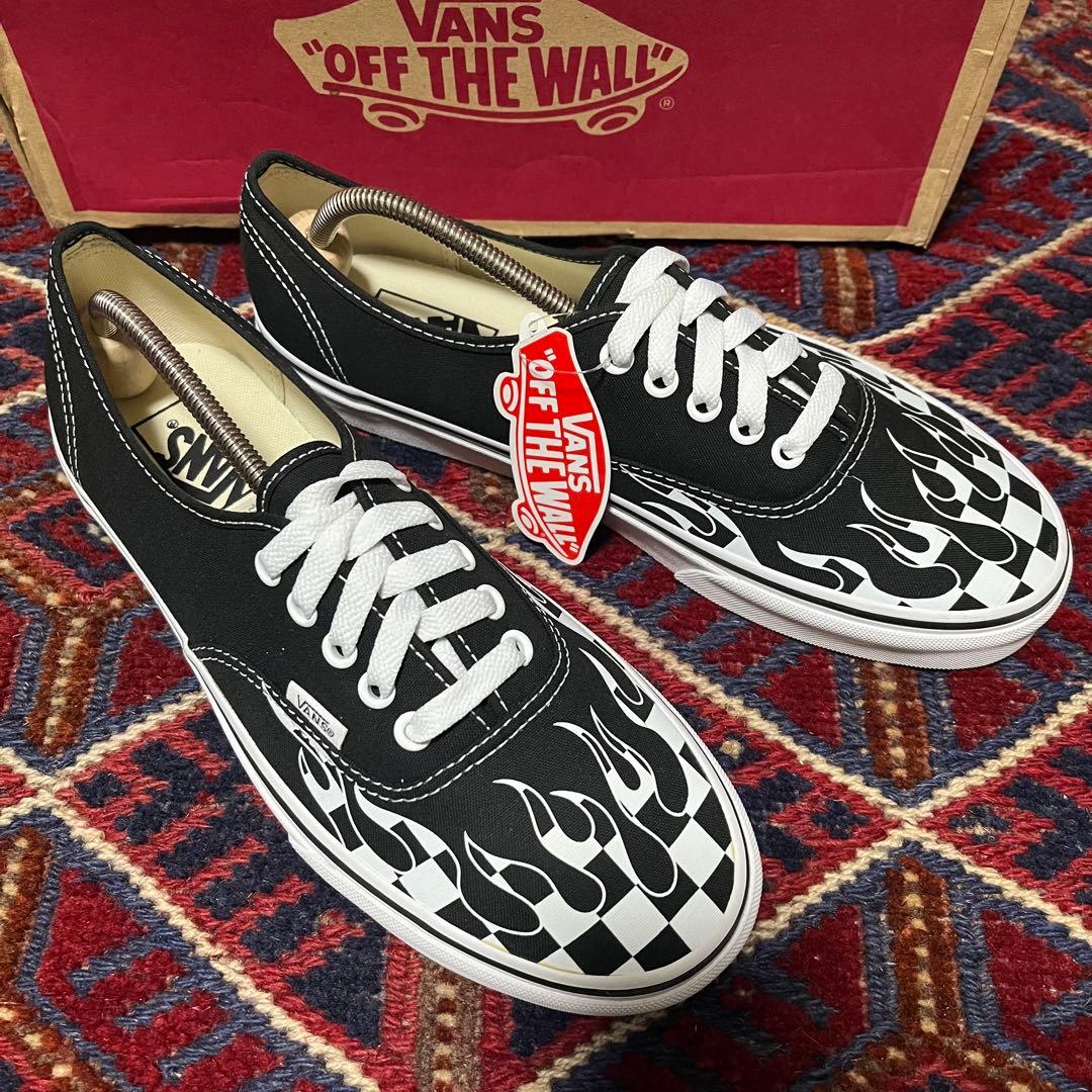 靴 VANS AUTHENTIC CHECKER FLAME BLACK