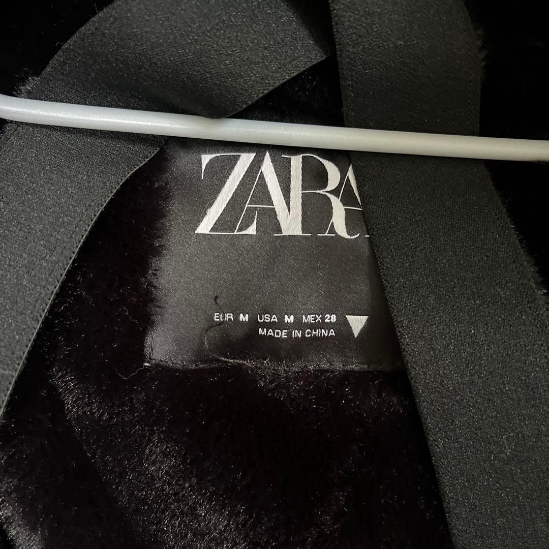 【新品】ZARA ブラック ダウンジャケット Mサイズ