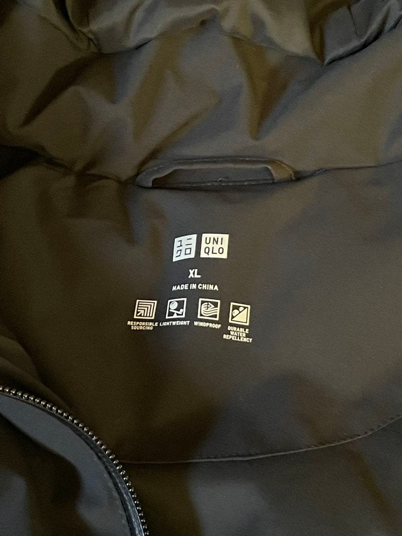 ユニクロ ストレッチシームレスダウンショートコートXL レディース