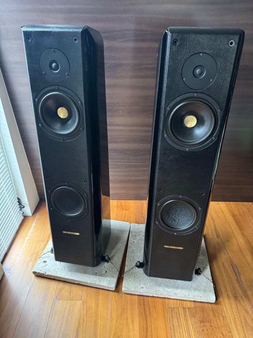 スピーカー・ウーファー Sonus faber Concerto Grand Piano