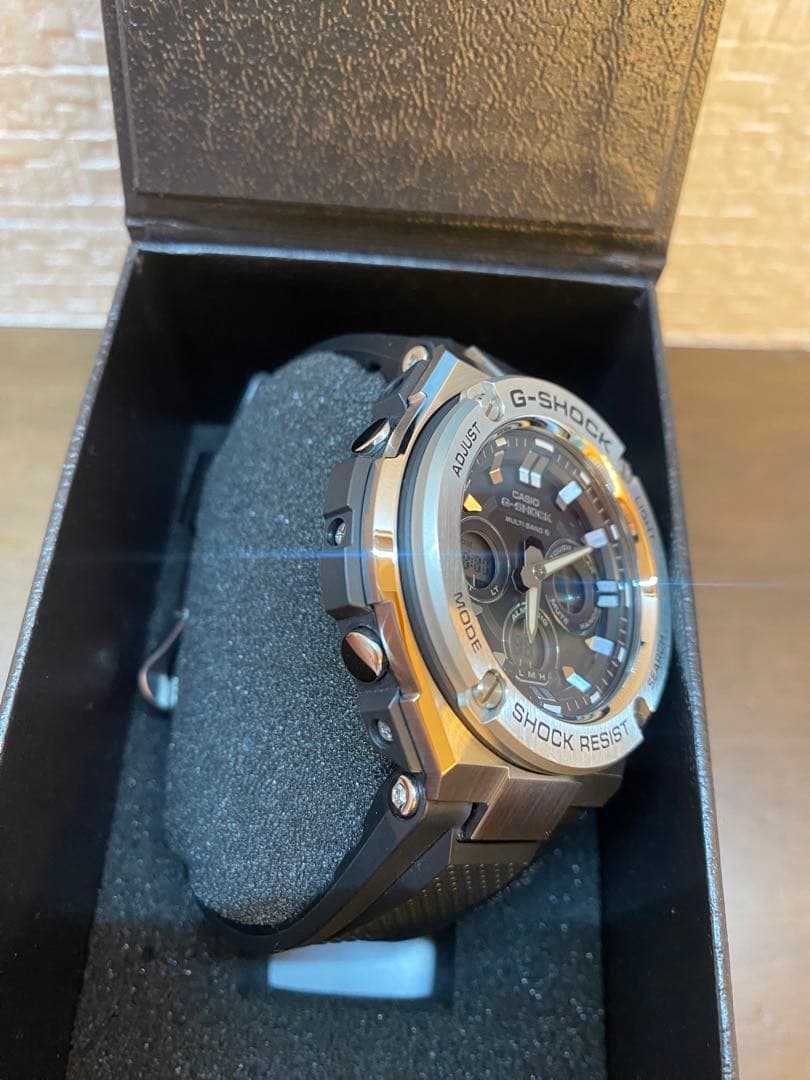 【猫雪です】G-SHOCK GST-W310 電波ソーラータフソーラー