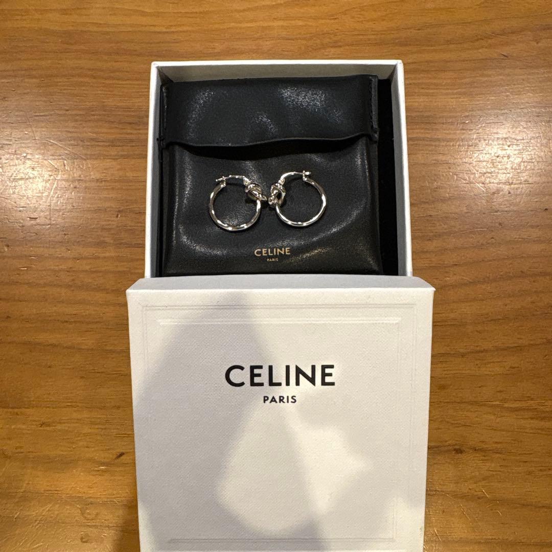 CELINE シルバーピアス 専用ケース付き