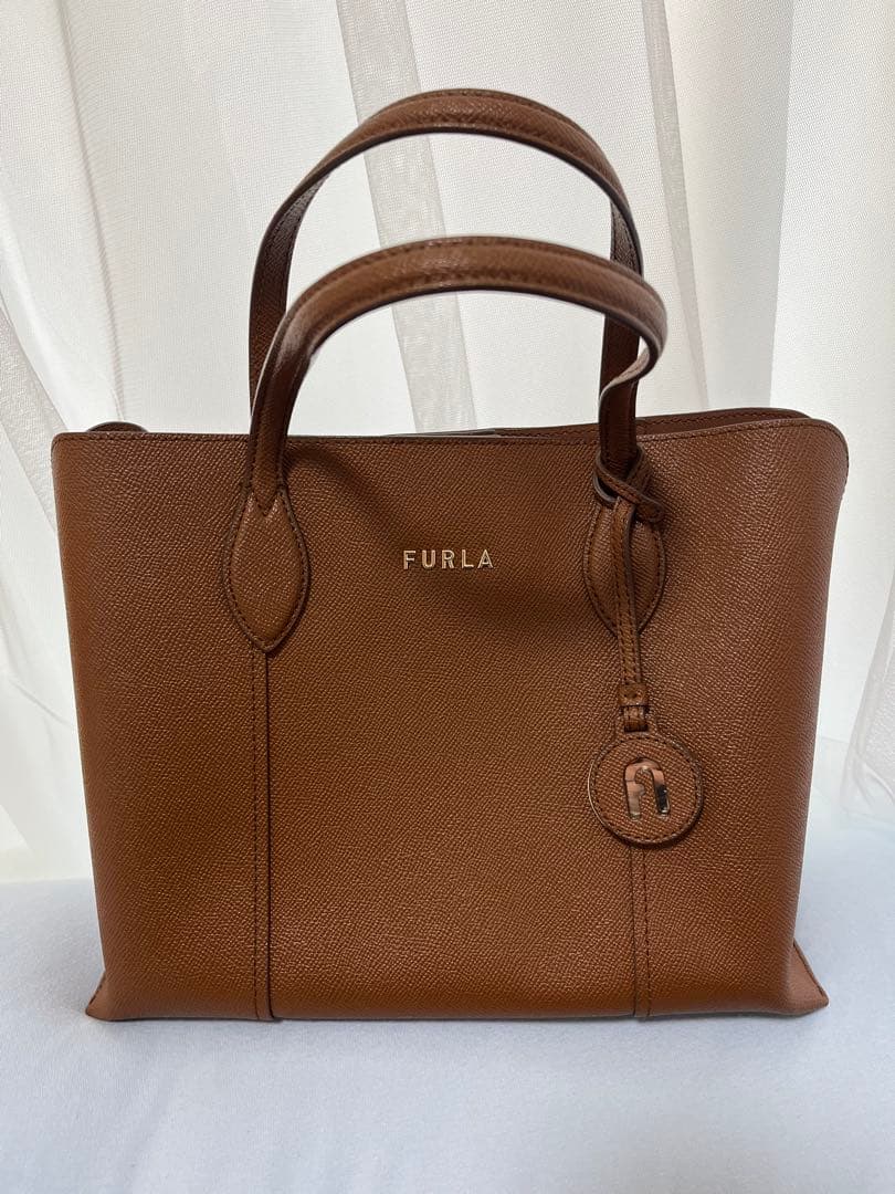 【最終値下げ】FURLA フルラ　バッグ