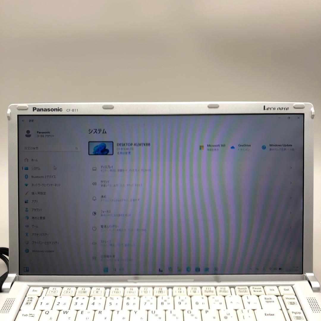 Panasonic CF-B11LWUTS ノートパソコン　　15.6インチ　K