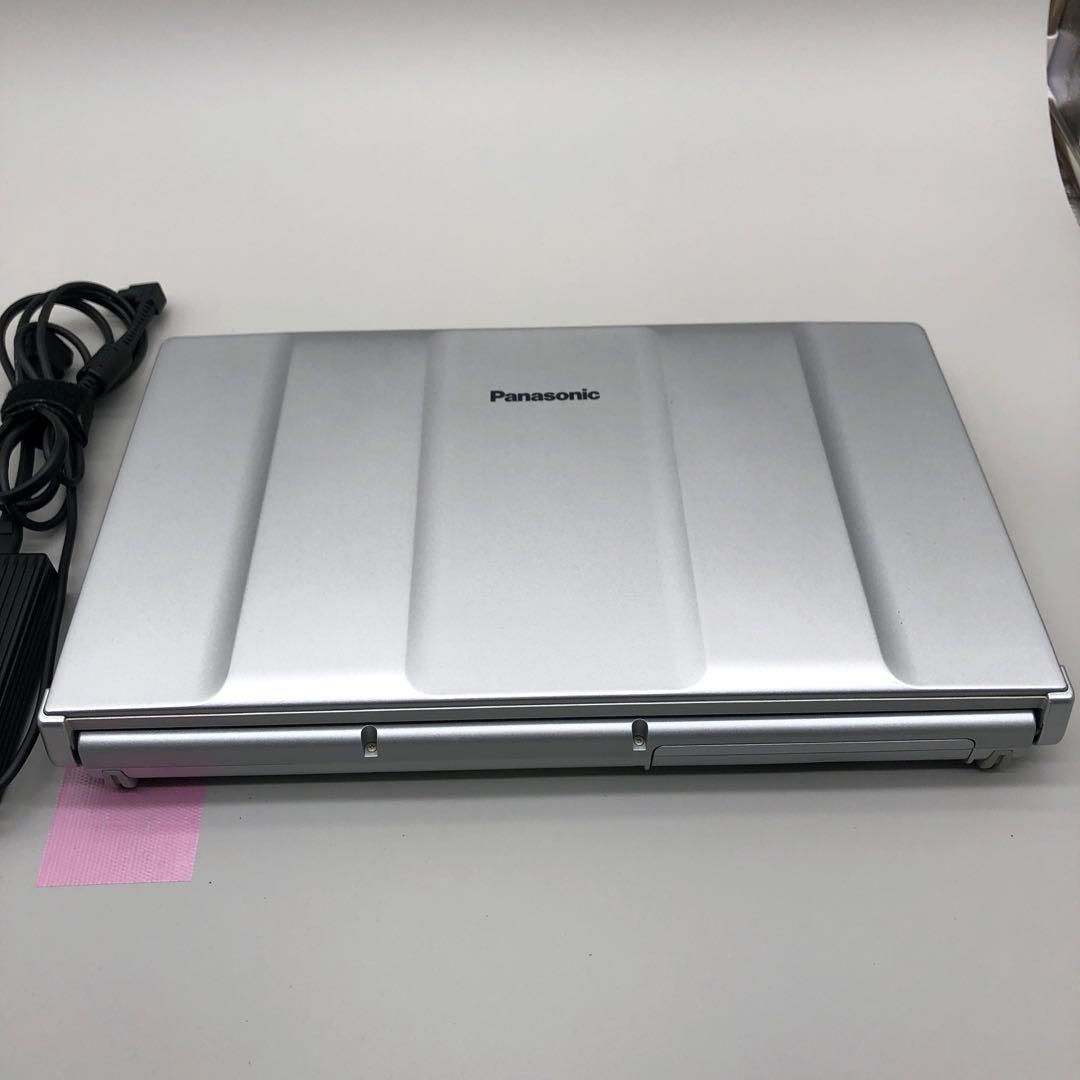 Panasonic CF-B11LWUTS ノートパソコン　　15.6インチ　K