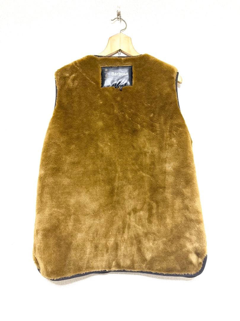 Barbour ファーベスト サイズ38 ポケット付き　バブアー