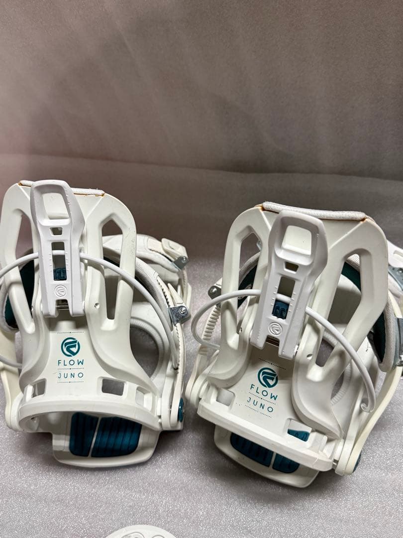 FLOW JUNO M スノーボード ビンディング ホワイト