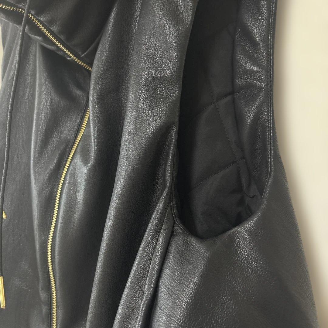 ❣️新品　❣️今季もの　マルゴービンテージ　レザーベスト　エコレザー　中綿ベスト