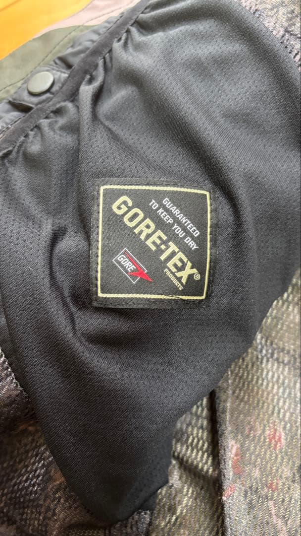 GORE-TEXゴアテックス　VOLCOM／ボルコム　スキー・スノーボードウエア