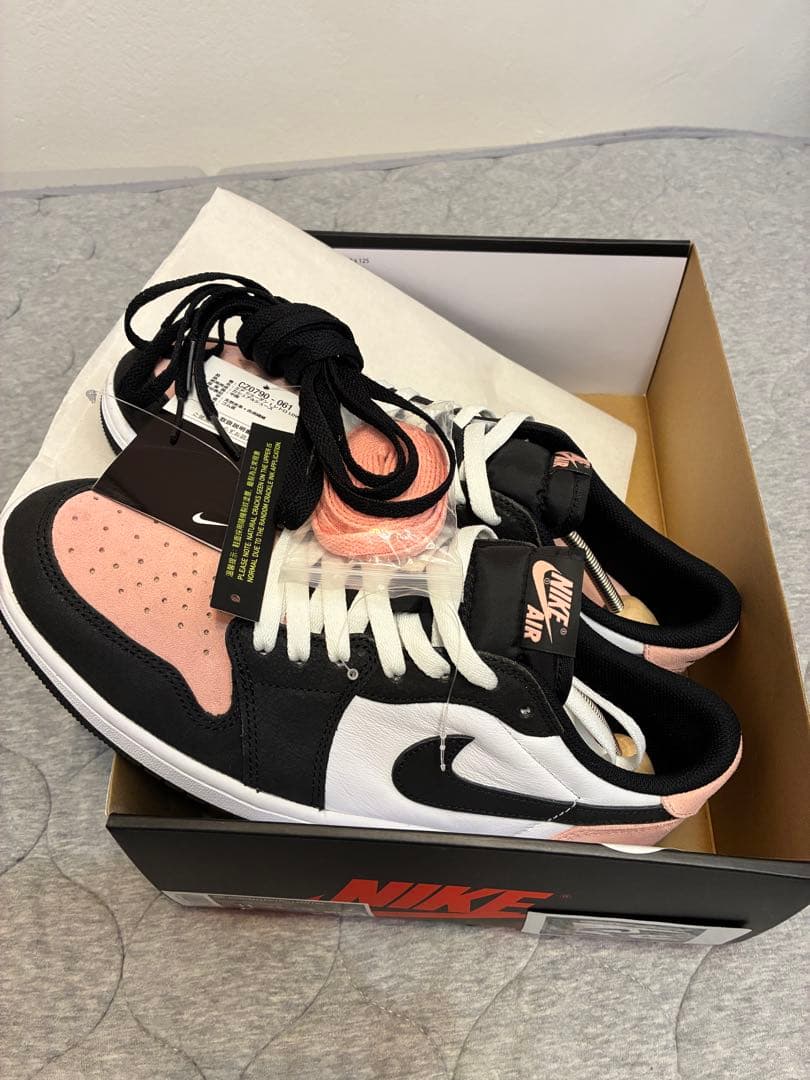 t*4様 Nike Air Jordan 1 Low OG Bleached C