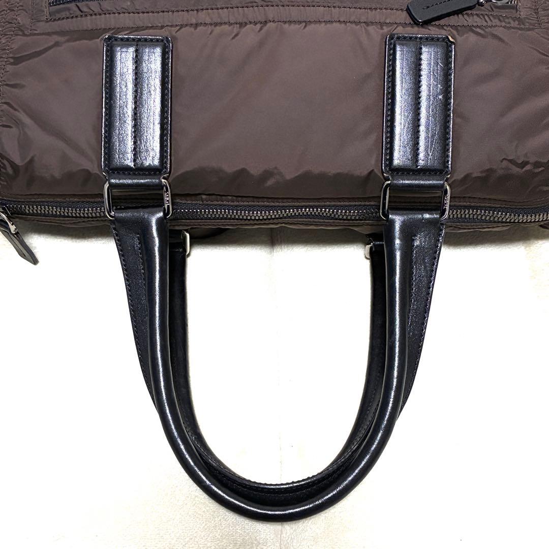 超美品　トッズ　トートバッグ　ショルダーバッグ　ビジネス　ユニセックス　ブラウン