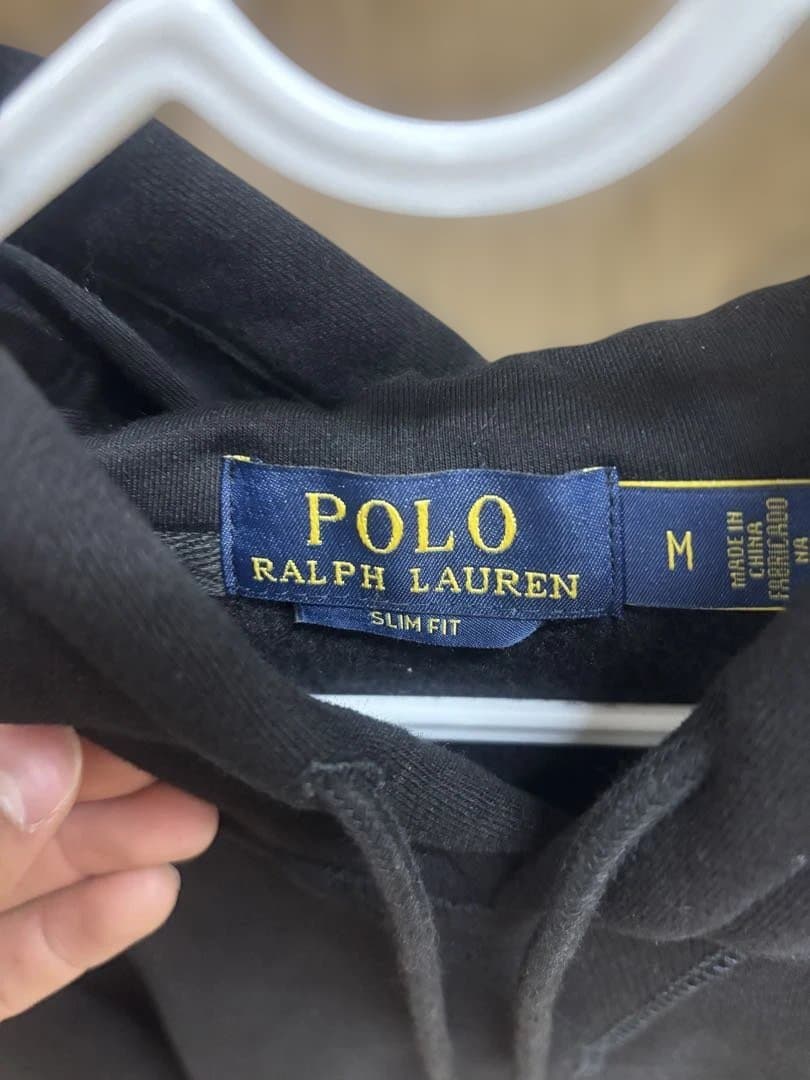 ラルフローレン パーカー 黒赤