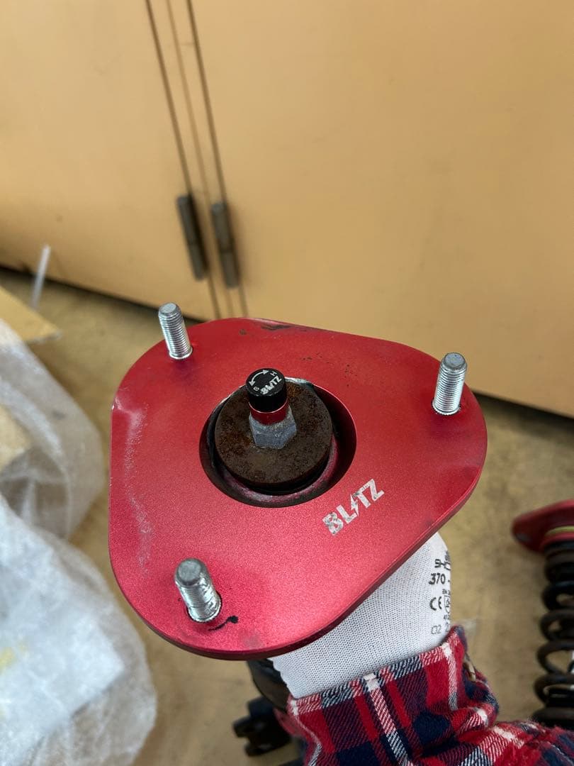 30プリウス zvw30 Blitz ブリッツ 車高調 フロントのみ