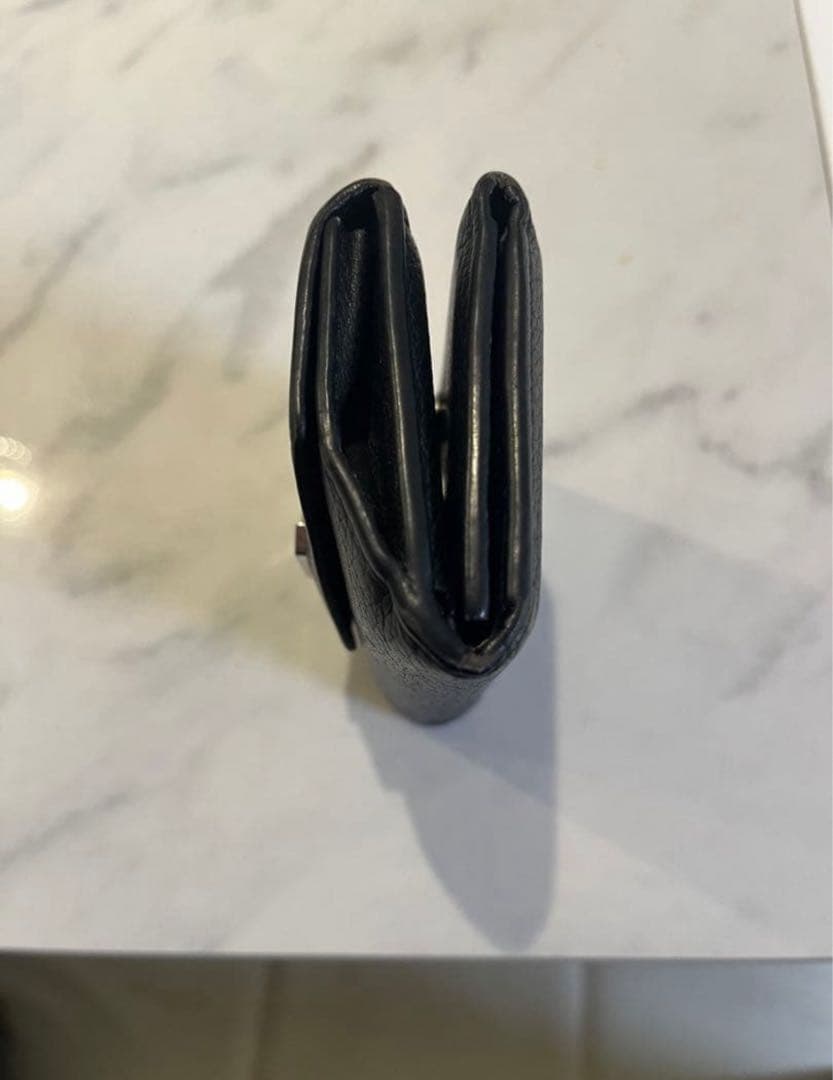 ルイヴィトン財布 黒革 三つ折り財布 レディース