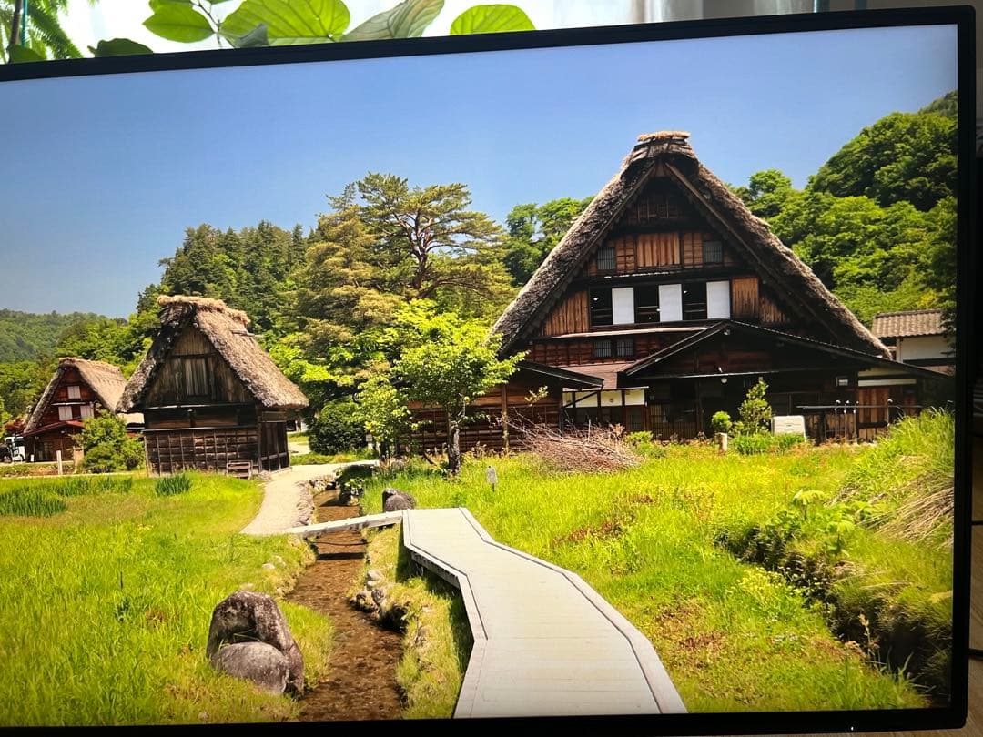 ディスプレイ・モニター本体 EIZO EV3285-BK