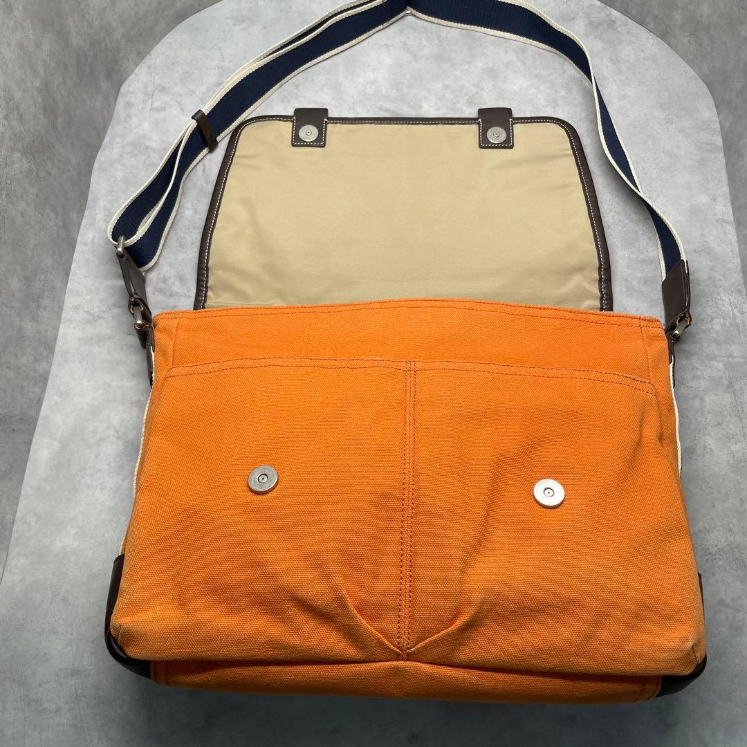 バッグ COACH Orange Canvas Leather Messenger