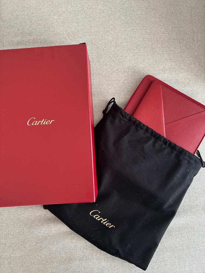 【新品】カルティエ　タブレットケース　レッド　箱付き