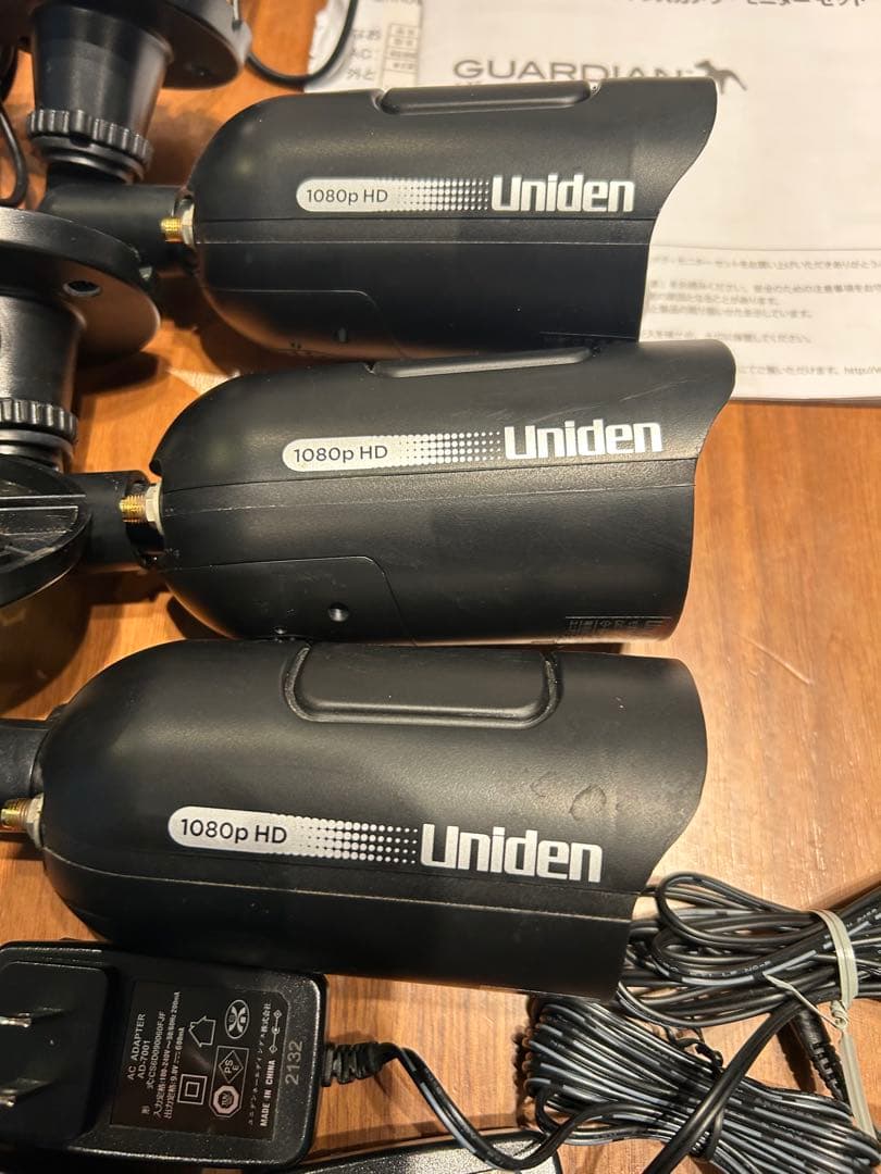 Uniden防犯カメラ モニター、カメラ3台セット