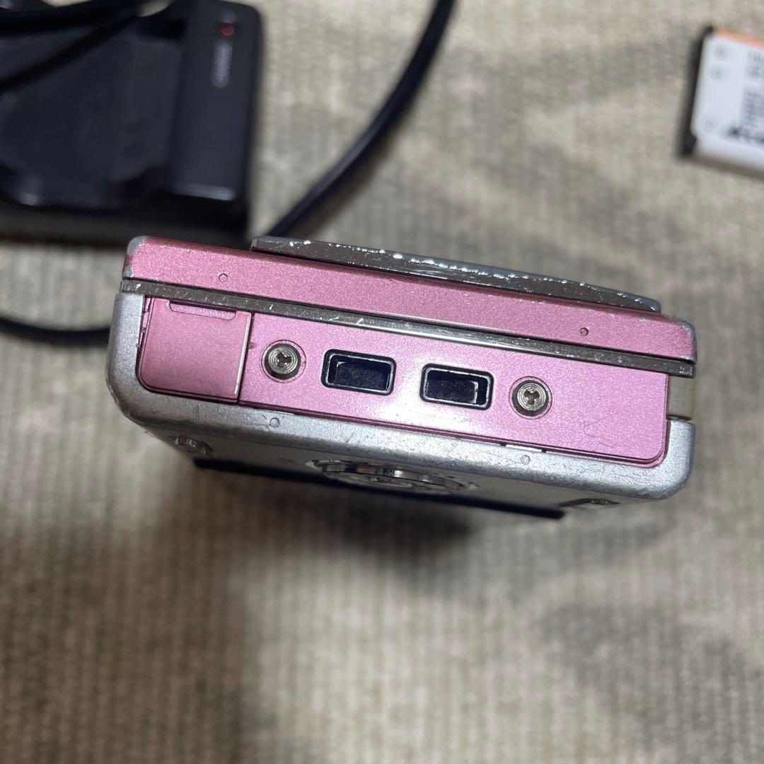 コンパクトデジカメ　ややジャンク　FINEPIX Z ピンク 充電器