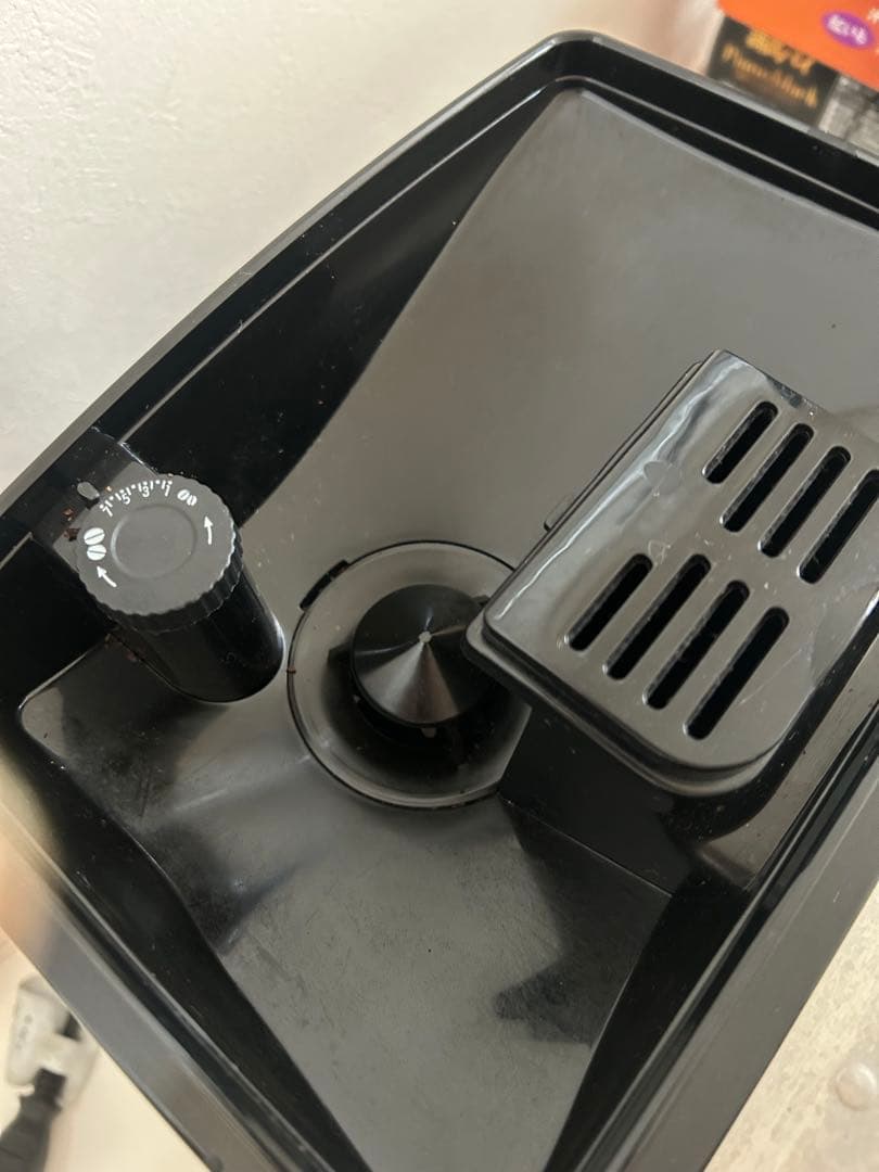 デロンギ　全自動エスプレッソマシン　 マグニフィカSプラス