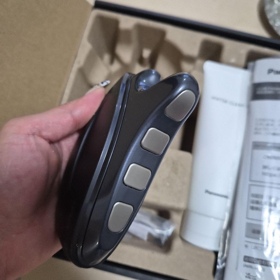 【新型】Panasonic 美顔器 温熱 EMS機能 EH-SP86-K