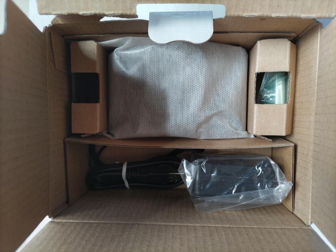 SONY DSC-WX500 サイバーデジタルカメラ３０倍　(新品未開封）