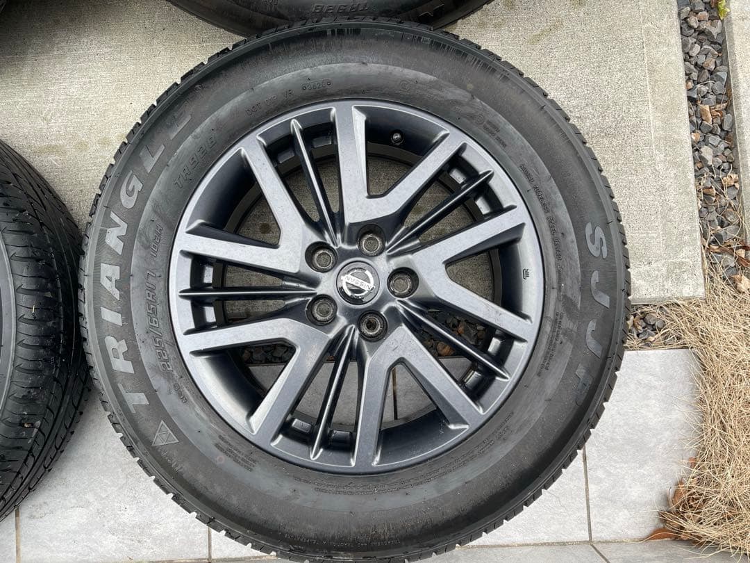 日産 エクストレイル 純正17インチ タイヤ・ホイールセット