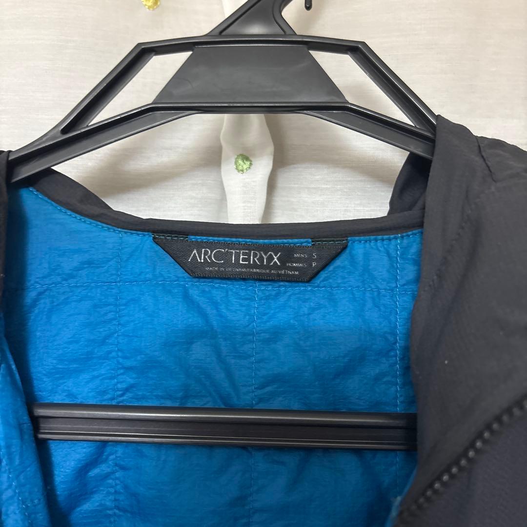 ARC'TERYX アトムSLフーディー S ダークグレー 美品