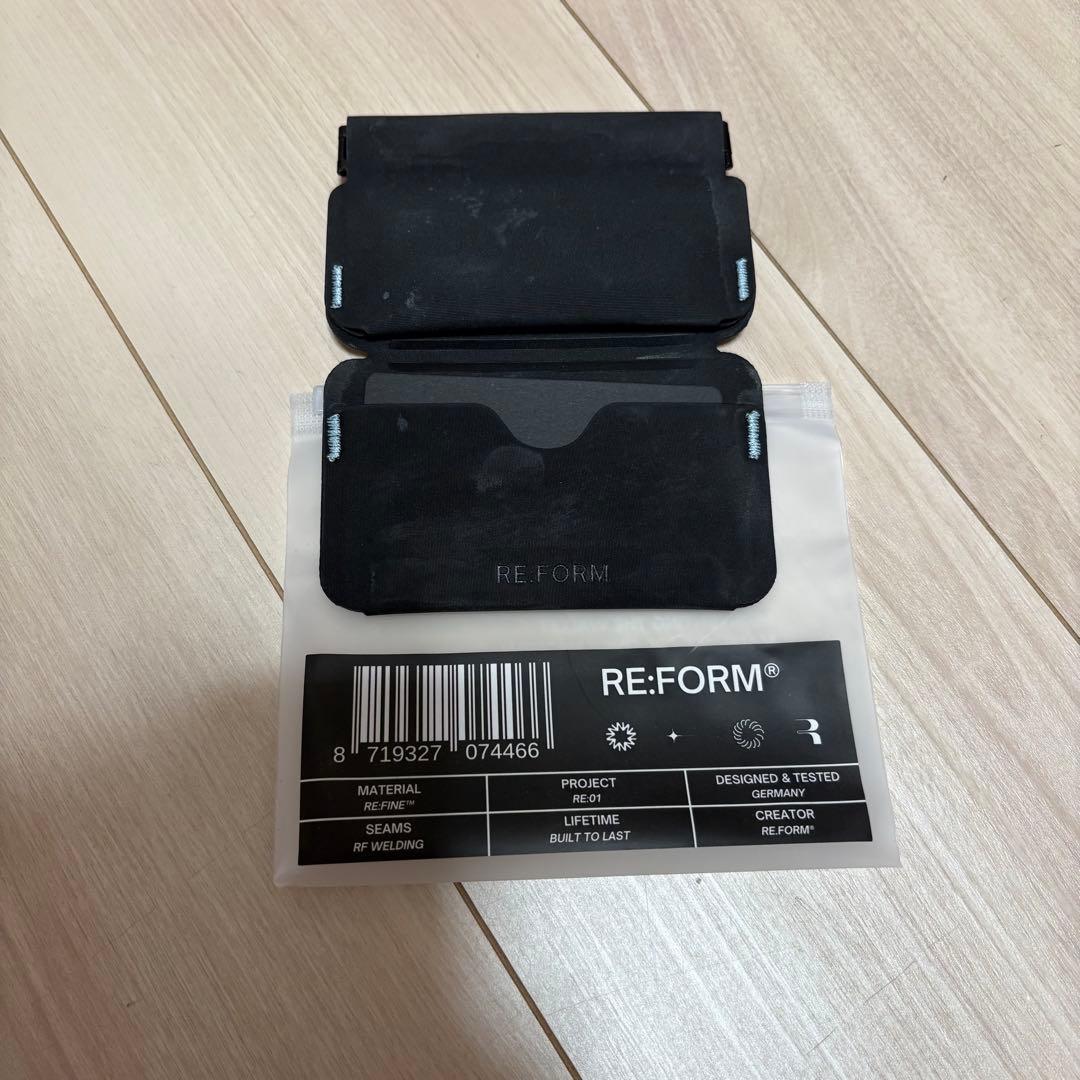 RE:FORM 01 スリーブ　二つ折り財布