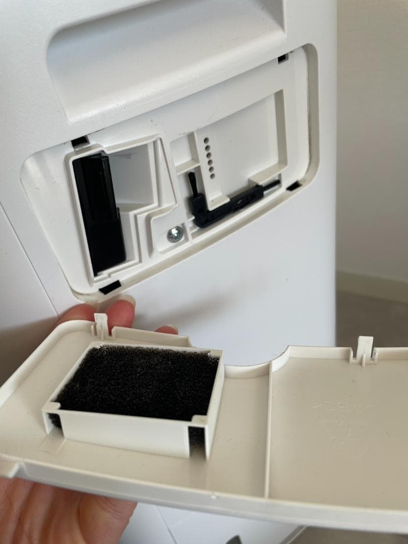 シャープSHARP除湿加湿空気清浄機 KI-PD50-Wプラズマクラスター