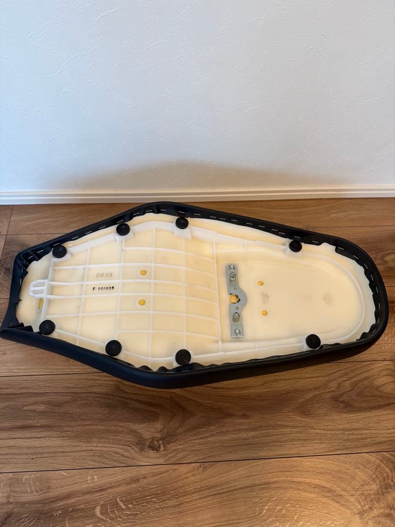 w800 純正シート　カワサキ