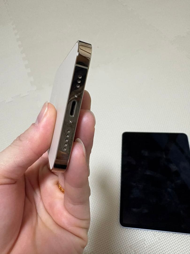 Apple iPhone 12Pro ゴールド 本体