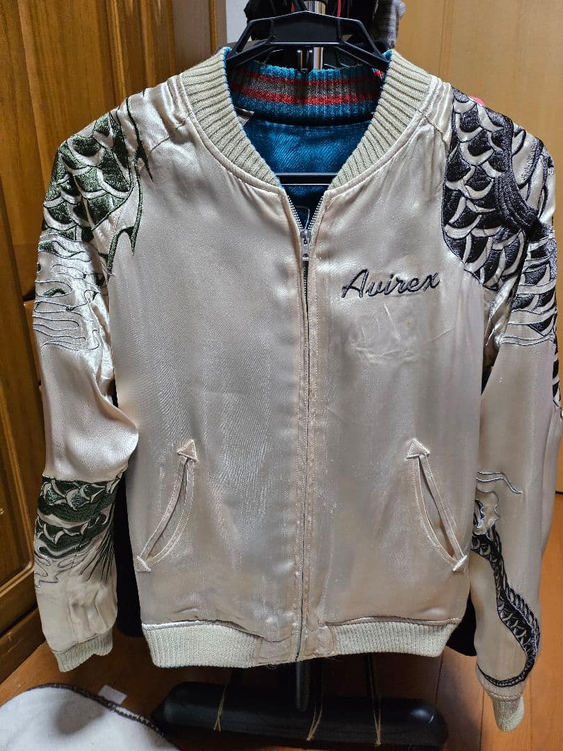 【300着限定】avirex スカジャン リバーシブル　ドラゴン&スネーク