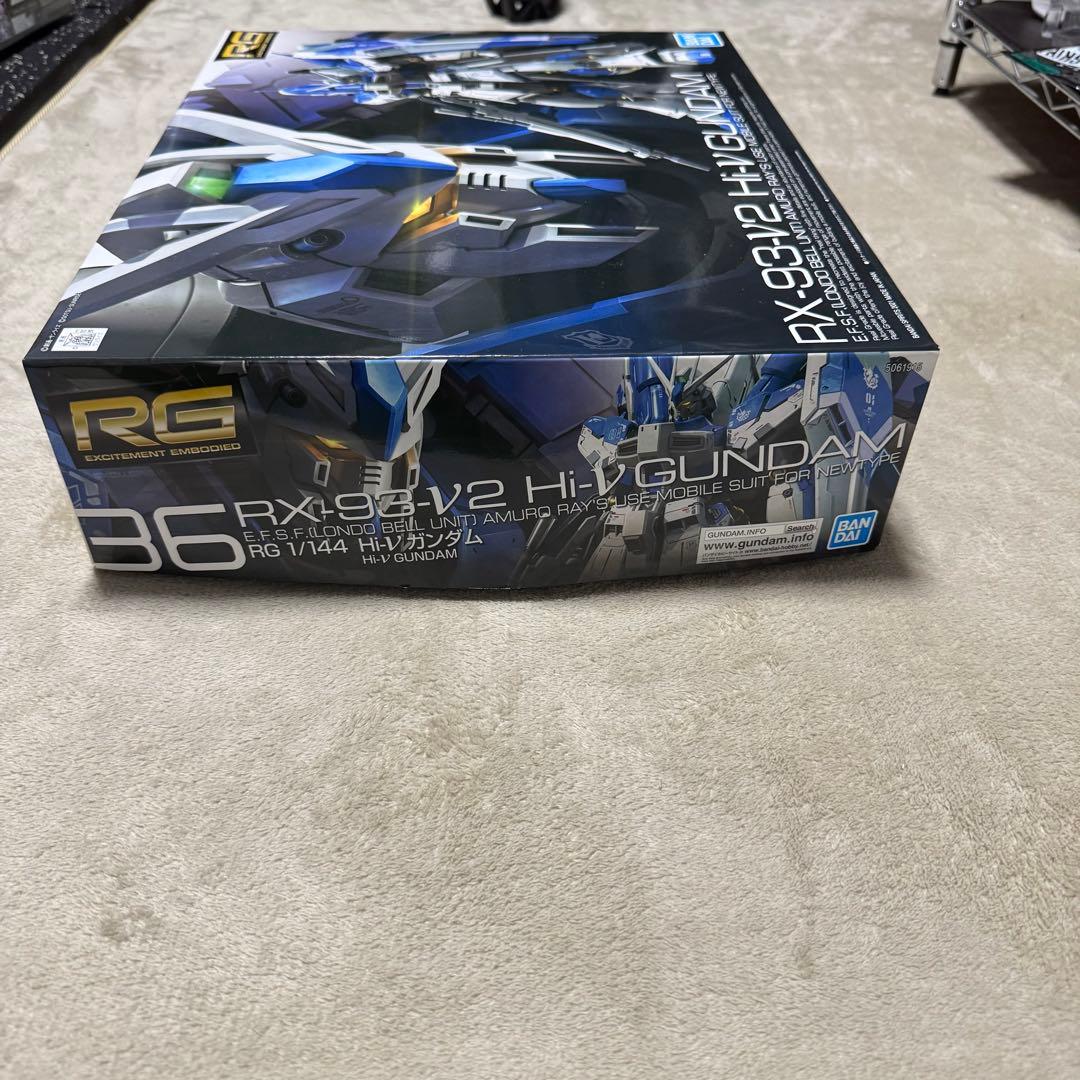 RG 機動戦士ガンダム 逆襲のシャア Hi-νガンダム 1/144スケール