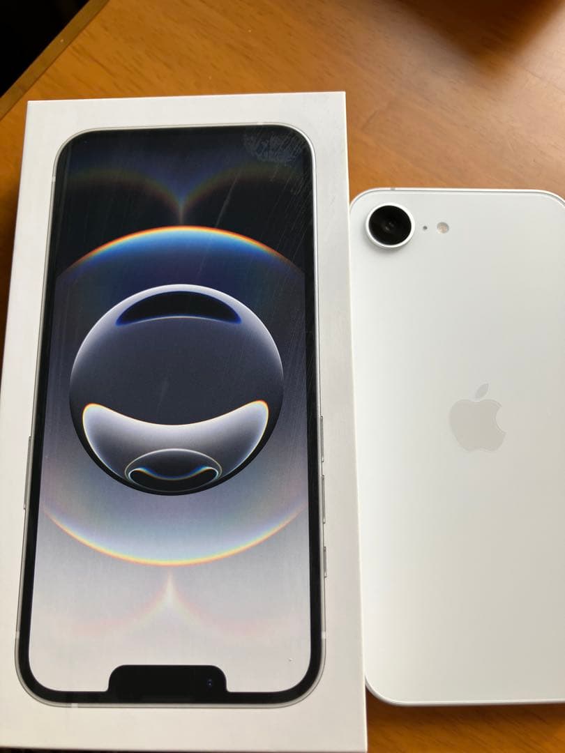 Apple iPhone 16eホワイト 本体 sim フリー