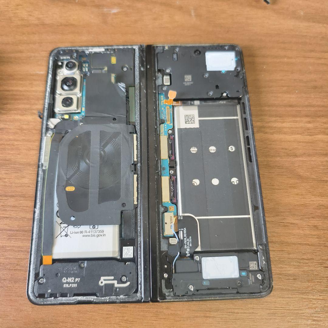 カ*ズ様 どジャンク Galaxy z fold 3ドコモ版2台セット