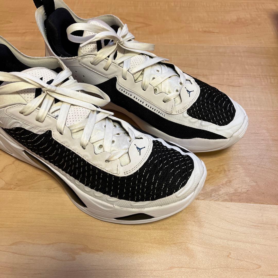 ジョーダン ルカ１ JODAN LUKA1 PF 白/黒 28.5