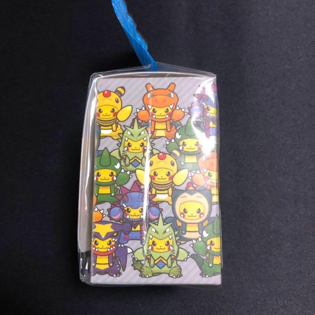【ポケモンカード】絶版！超貴重　着ぐるみピカチュウ集合　ポンチョ デッキケース
