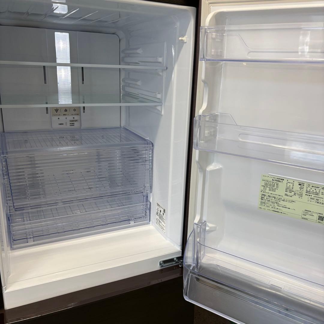 mari  806　シャープ　冷蔵庫　23年製　200-300ℓ　右開き