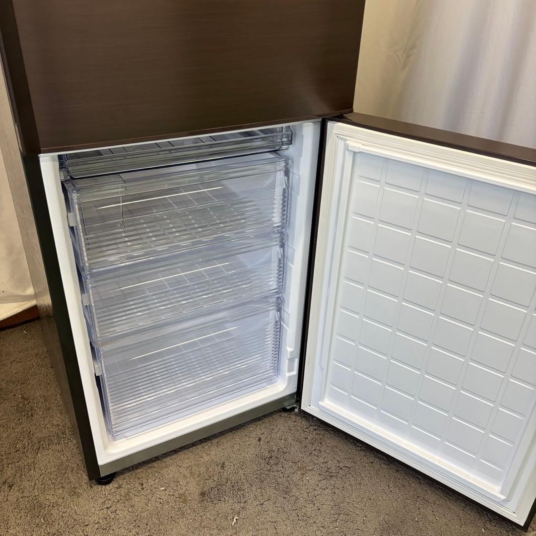 mari  806　シャープ　冷蔵庫　23年製　200-300ℓ　右開き