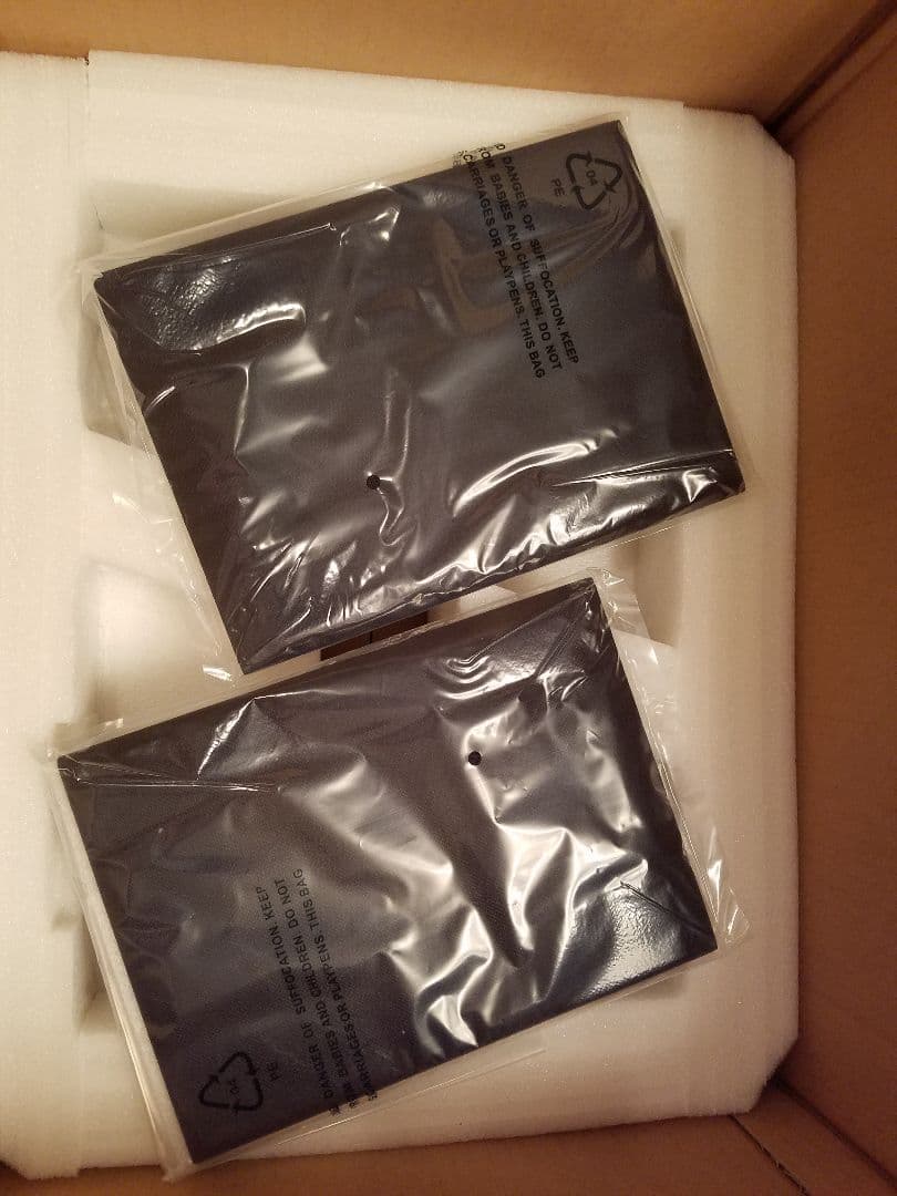 あか KEF R50 Dolby Atmos サラウンドスピーカー